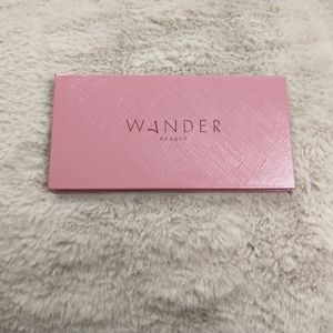 Wander Beauty Getaway Palette